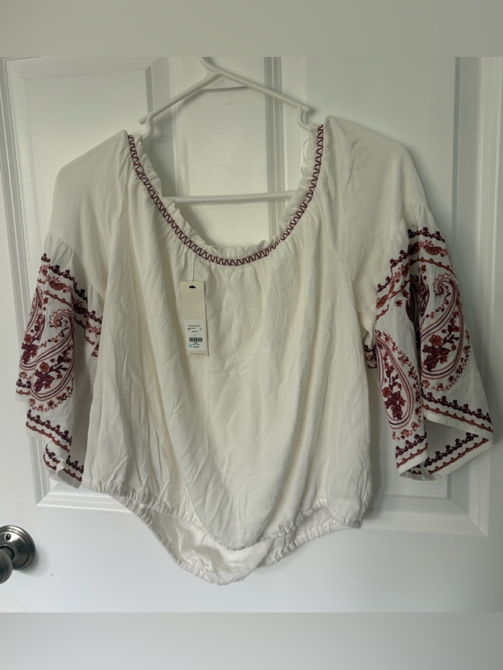 Mi Ami White Off-Shoulder Peasant Top with Red Paisley Embroidery